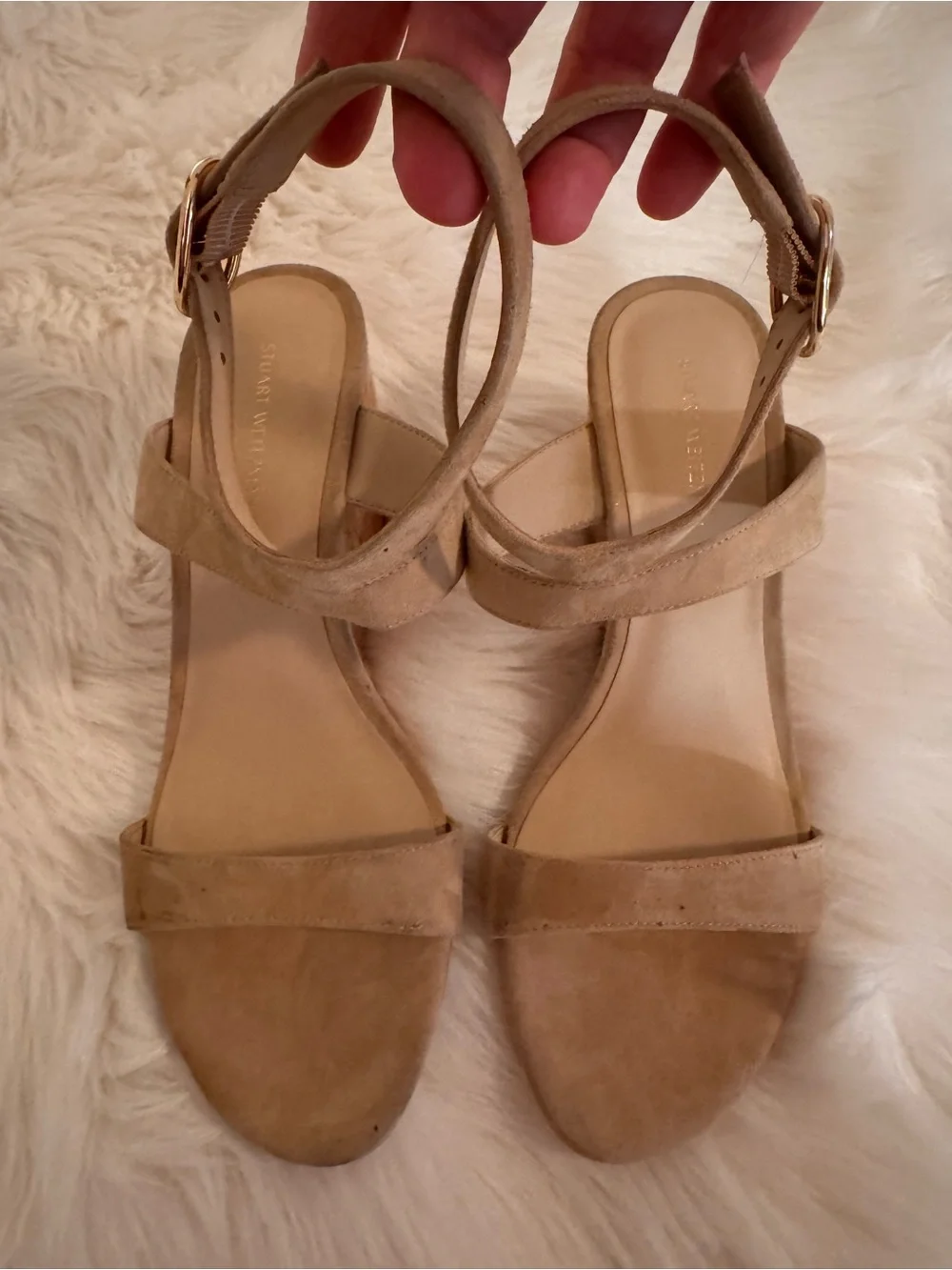 🆕 Stuart Weitzman Beige Sandalwood Avenue Wedge Sandals - 7.5